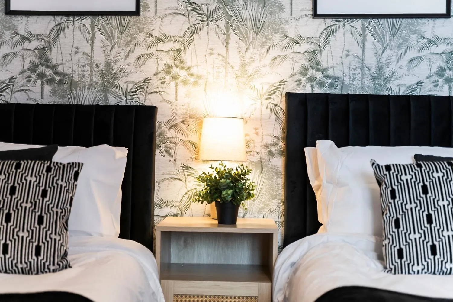Holiday home Sleek 4-Bed In Central Brighton - Sleeps 10